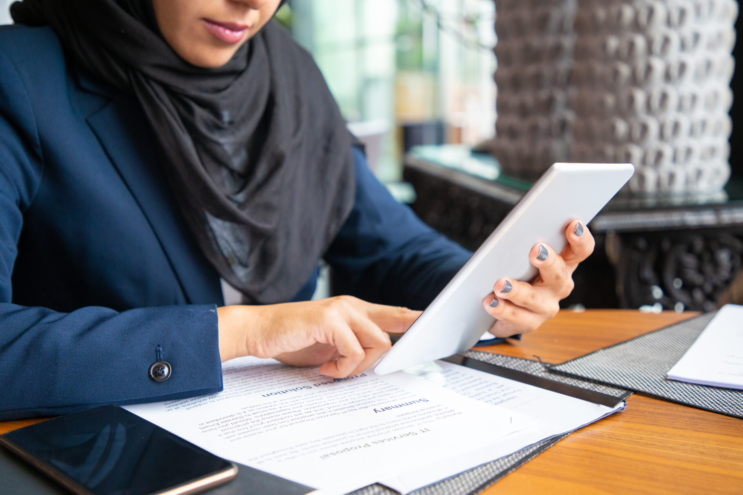 Mainland or Free Zone? Your Guide to Company Registration in Oman